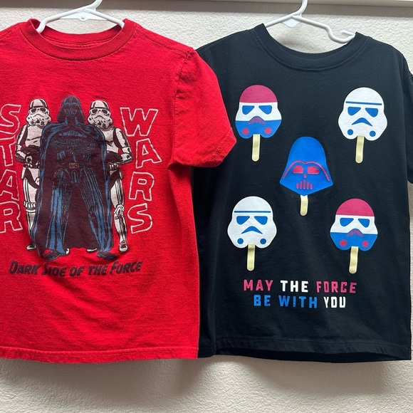 Boys Star Wars Graphic T-Shirts - Red and Black - Picture 2 of 3